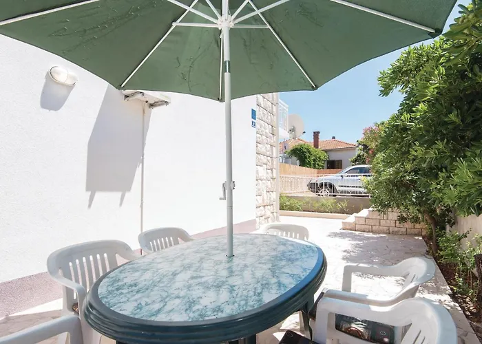 Дом отдыха Lovely In With Wifi Оребич