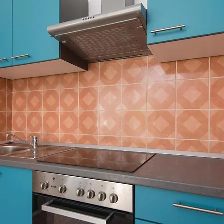 Beautiful In With Kitchen Holiday home