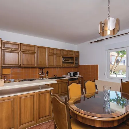Beautiful In With Kitchen * Orebic