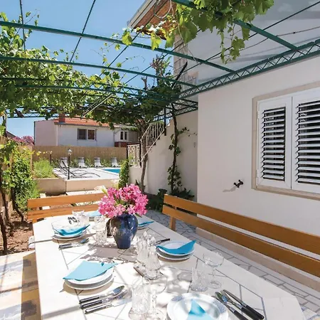 度假居 Lovely In With Wifi