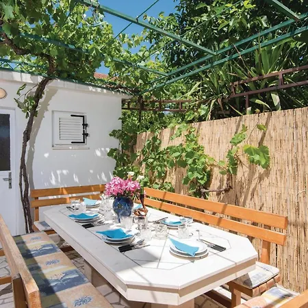 Beautiful In With Kitchen